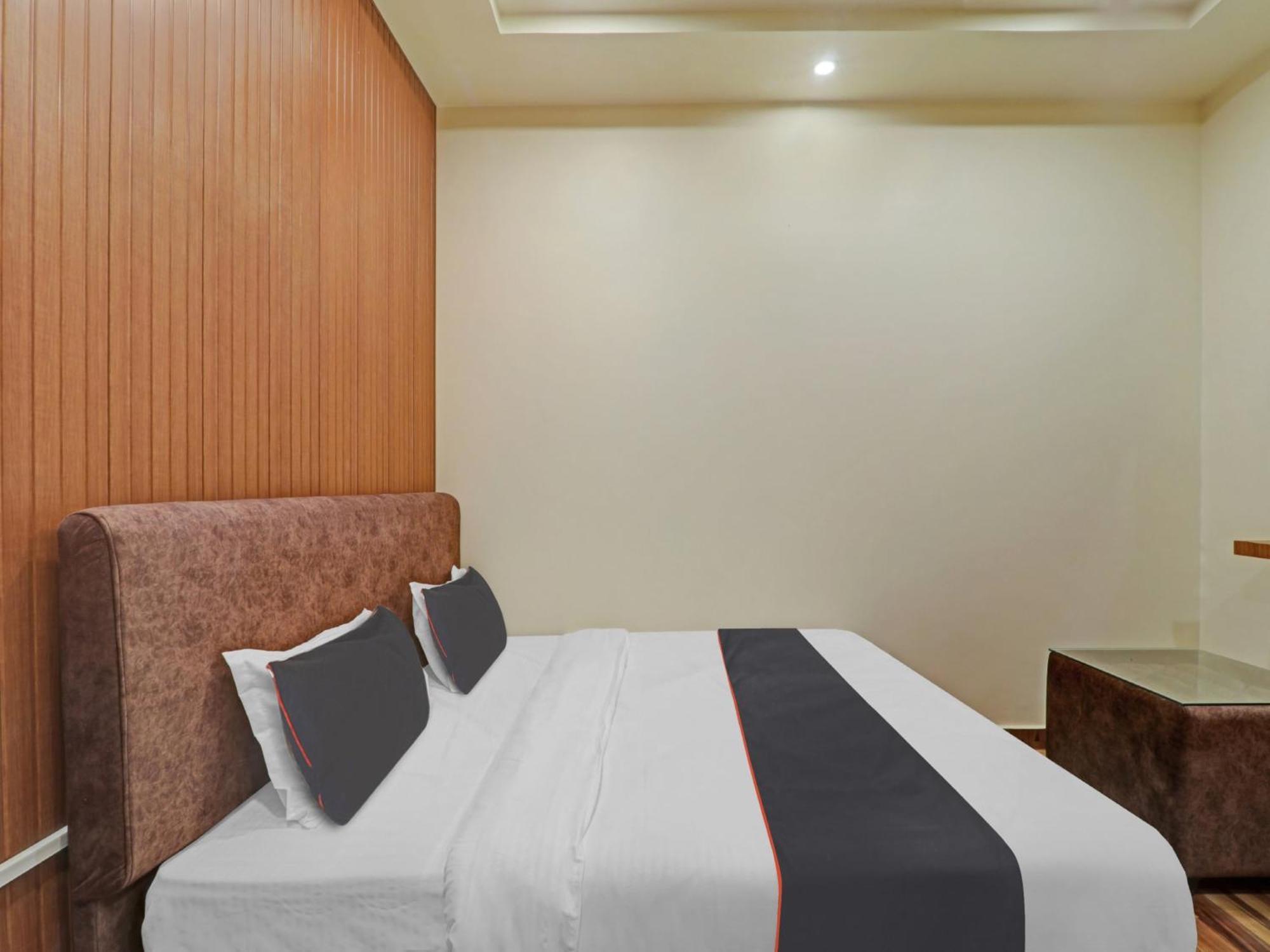 לקנאו Hotel O The Ashiyana Inn מראה חיצוני תמונה